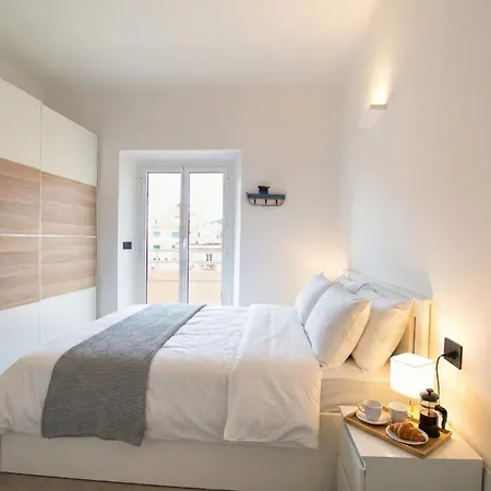 Rivierarent White House